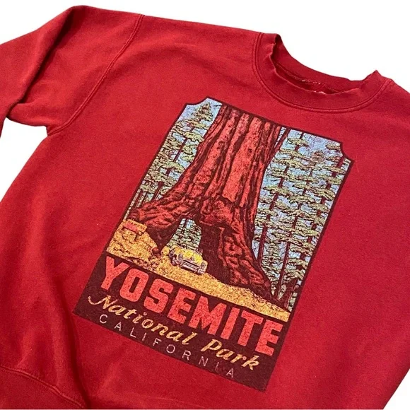 Yosemite National Park California Red Sweatshirt Sweater Fuzzy Outdoor Hilda - Picture 3 of 7
